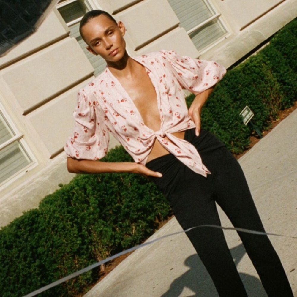 Cropped print blouse